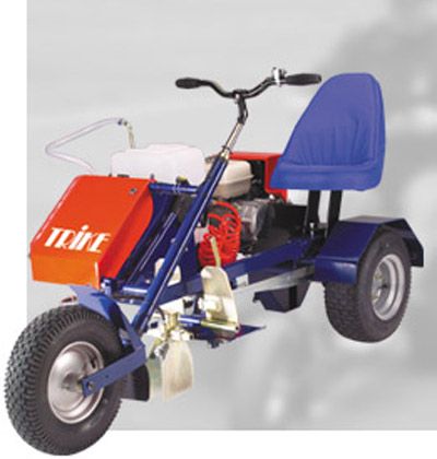 670 Trike battery operated spray marking machine